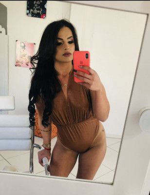Letícia Ferrari