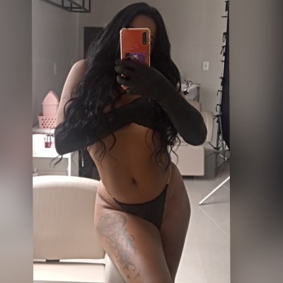 Bruna Ferrari carioca do bumbum guloso