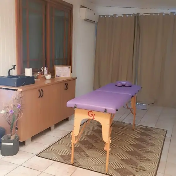 MASSAGEM TÂNTRICA PARA HOMENS E MULHERES 