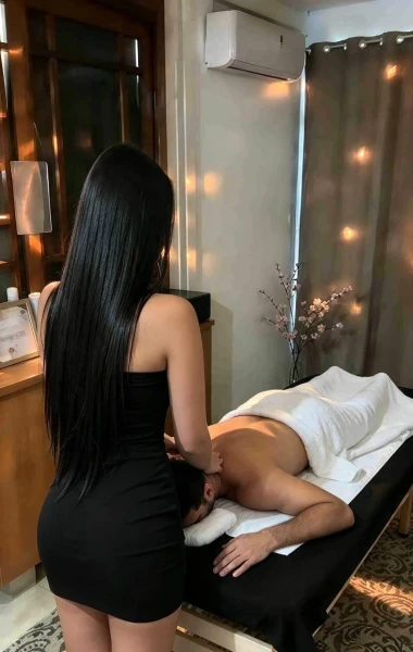 MASSAGEM TÂNTRICA PARA HOMENS E MULHERES 