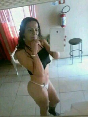 Transex Raika Dorneles