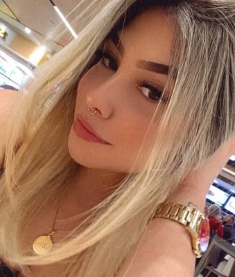 Chamada de video Loirinha