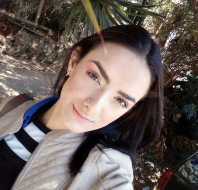 Julia  trans de luxo !