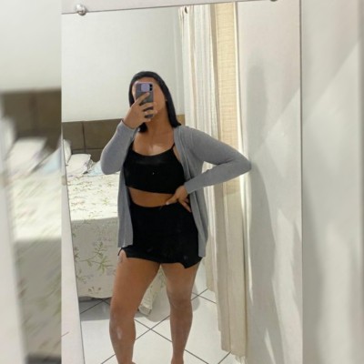 Bruninha sedutora melhor sexo oral e anal da região