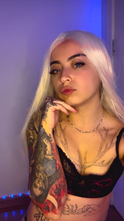 Catrina Savarro