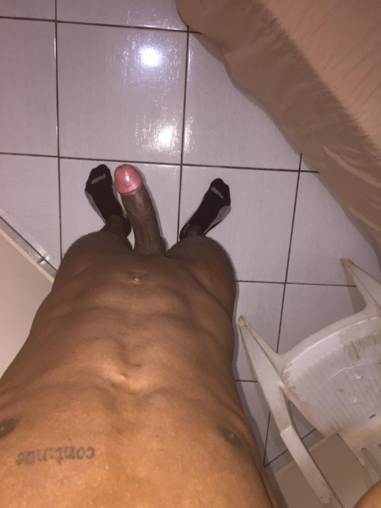 Negrão pirocudo