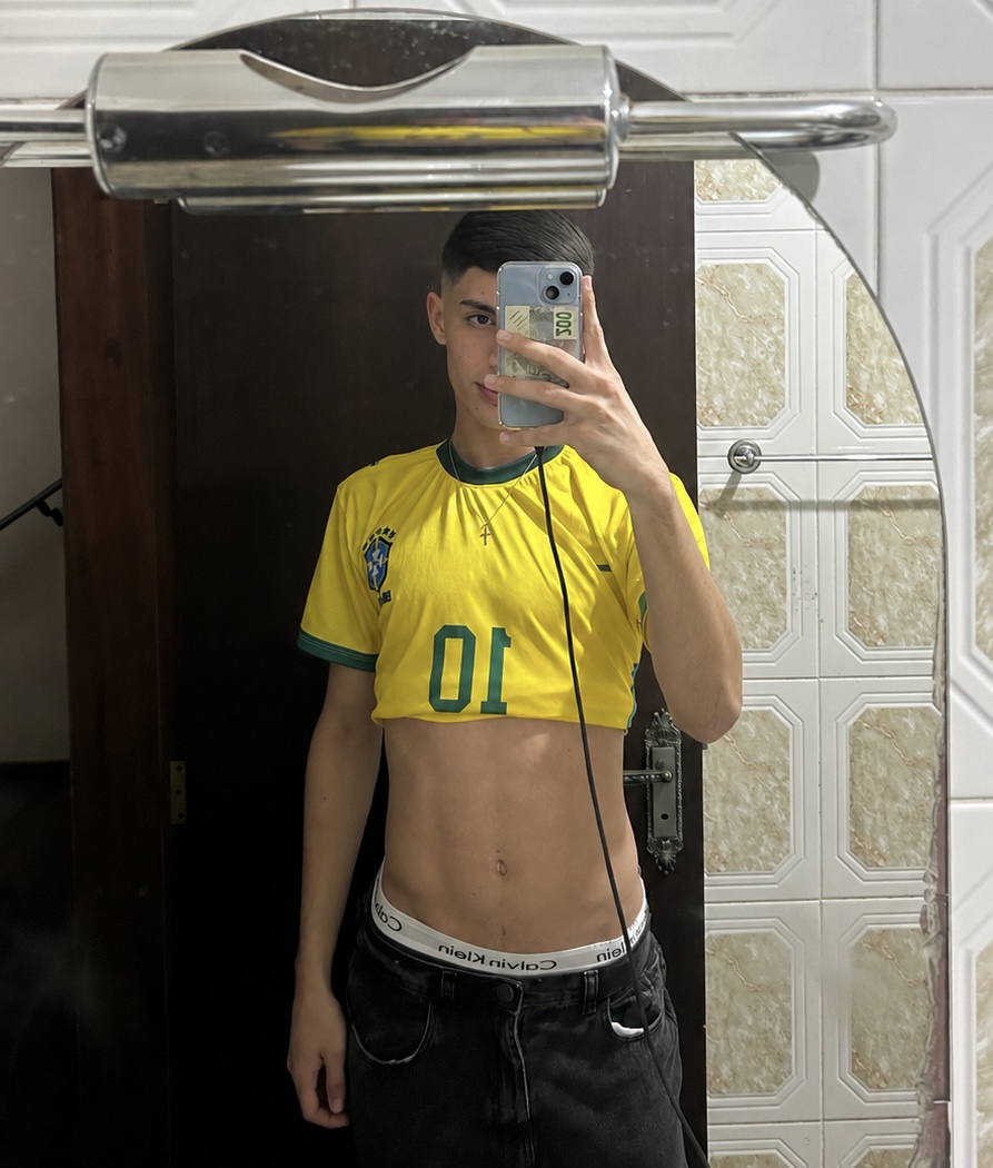 Novinho safadinho 24h 😈