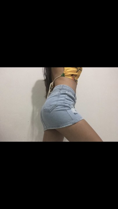 Ninfeta na vídeo chamada